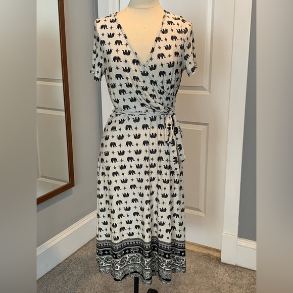 Moa faux wrap boho elephant print midi dress - Picture 2 of 6
